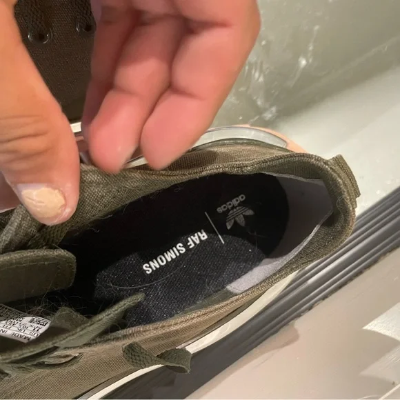 Raf Simons Green and Pink adidas Originals Edition RS Detroit Runner Sneakers - Picture 14 of 16